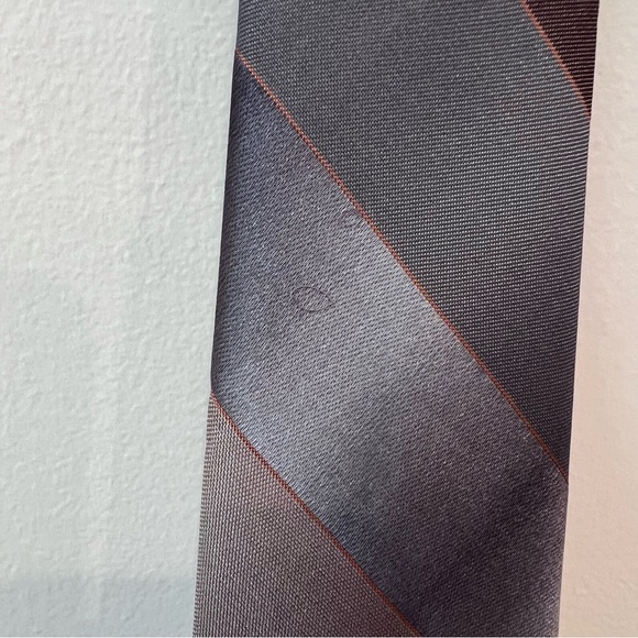 Vintage YSL neck tie - Picture 5 of 9